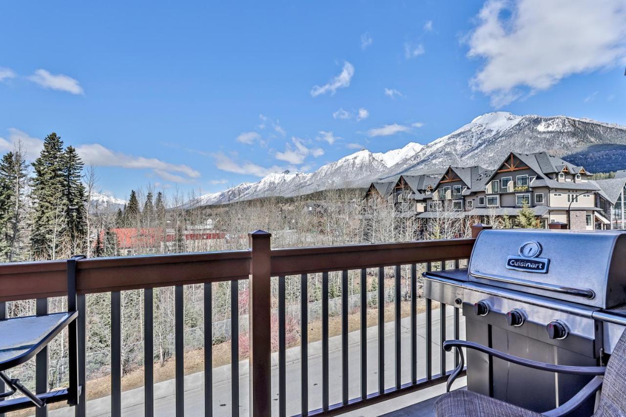 Spectacular Mountain View Corner Unit Pool Hot Tub Park Pass Apartment Canmore Exterior foto