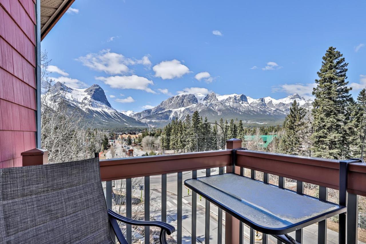 Spectacular Mountain View Corner Unit Pool Hot Tub Park Pass Apartment Canmore Exterior foto