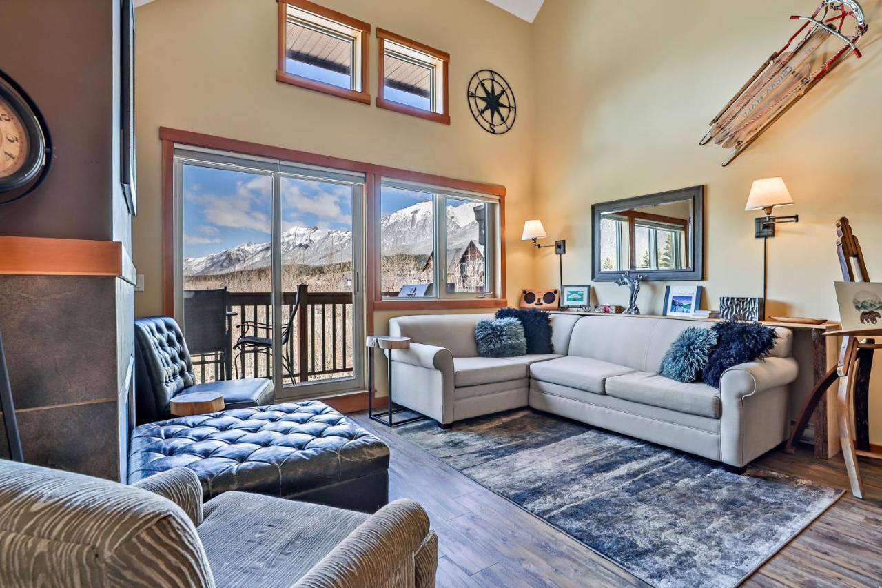Spectacular Mountain View Corner Unit Pool Hot Tub Park Pass Apartment Canmore Exterior foto